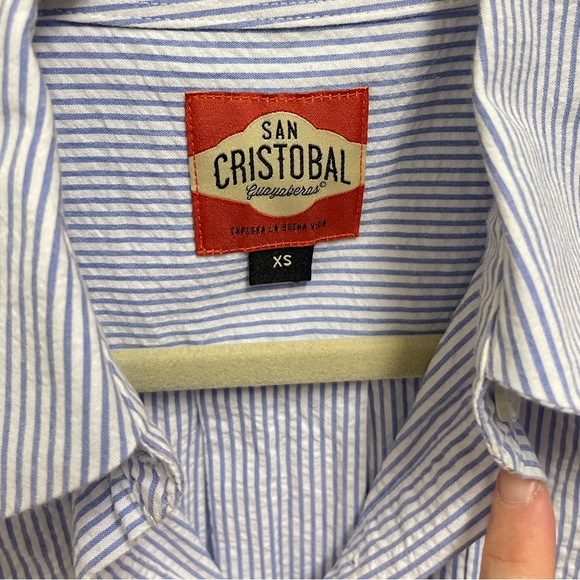 San Cristobal Seersucker Guayabera Dress - Picture 5 of 11